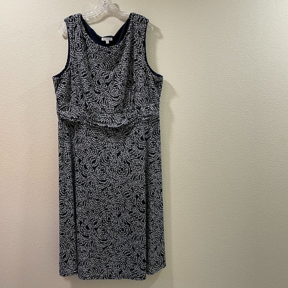 North Style Navy and White Floral Ruched Sleeveless Flare Midi Dress 24W EUC